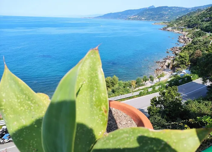 Feriehus Kalura Sea *